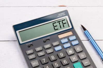 Read more about the article ETF (5/6) – Jak rozliczyć podatek z ETF-ów? Zyski i dywidendy
