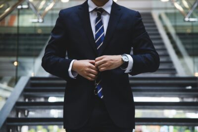 Read more about the article Kim są doradcy i planerzy finansowi? Sprzedawcy drogich funduszy TFI